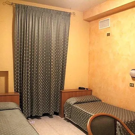Cristal Hotel Bari