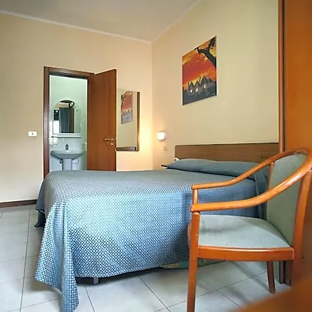Hotel Cristal Bari
