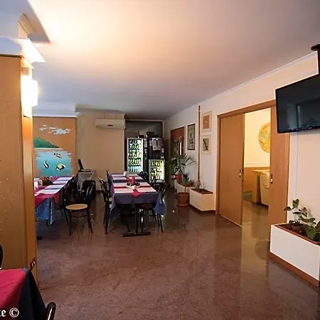 Cristal 3* Bari