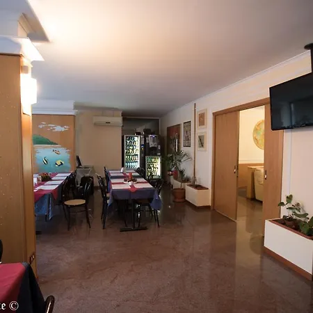 Cristal Hotel