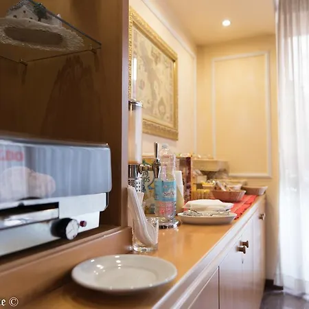 Cristal 3* Bari