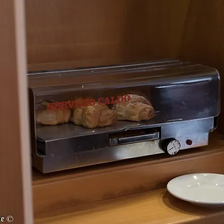 クリスタル ホテル 3*